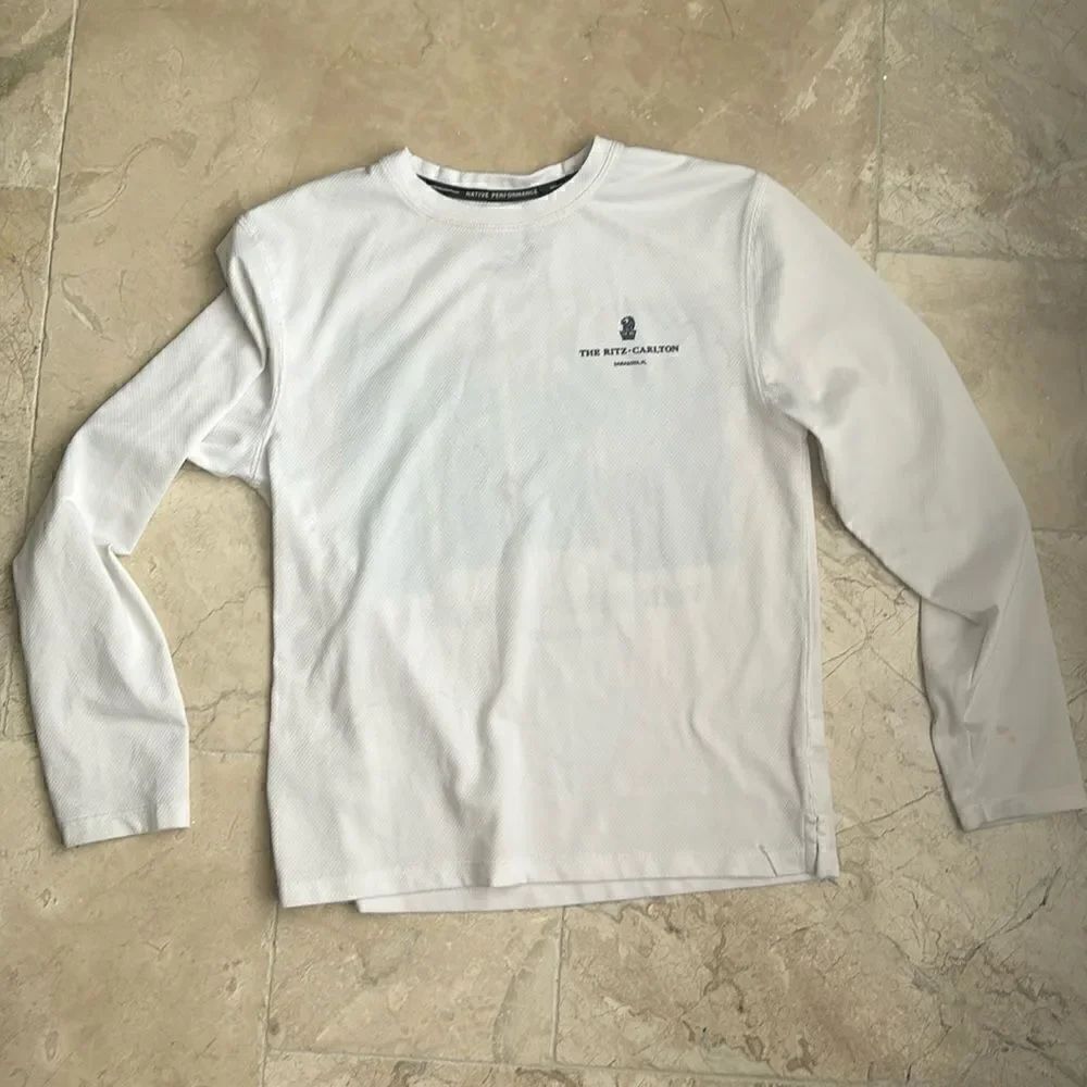 Ritz Carlton Sarasota youth small long sleeve waffle athletic tee shirt